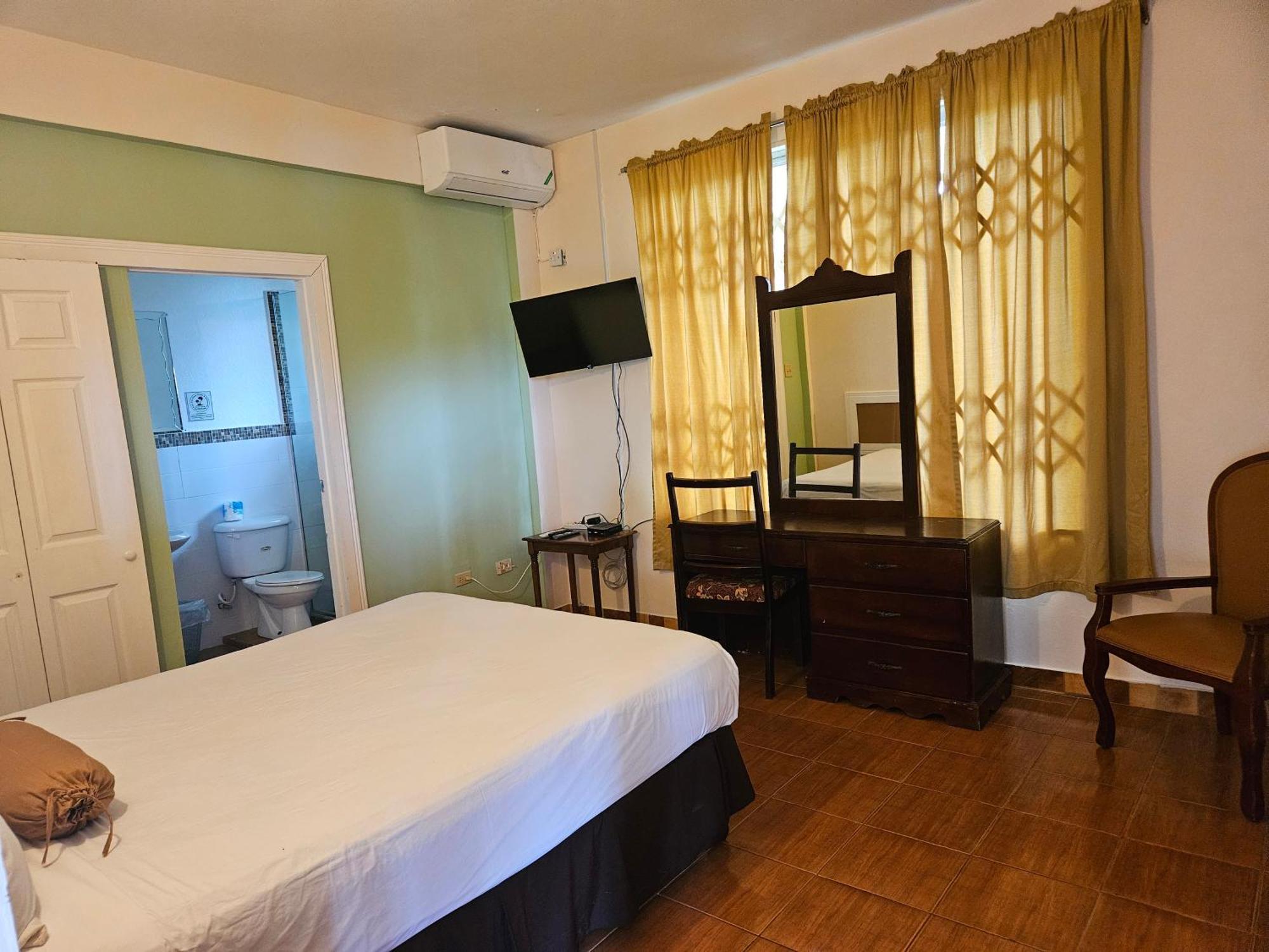 Palm Bay Guest House & Restaurant มอนเทโกเบย์ ภายนอก รูปภาพ